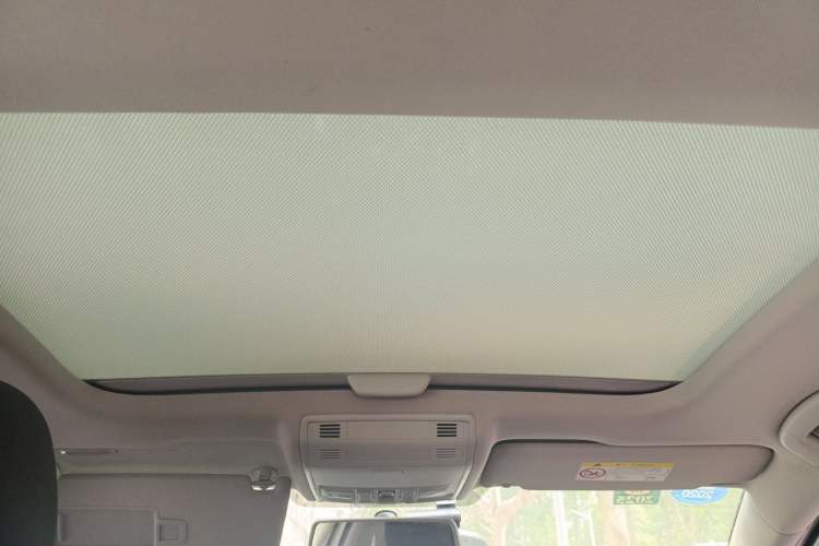 Used Volkswagen Golf 2017 1.6L Automatic Comfort Million-Vehicle Anniversary Edition Headliner