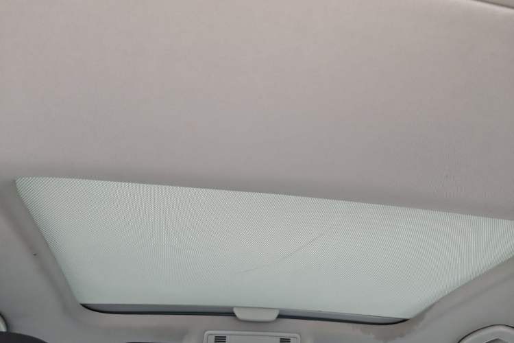 Used Volkswagen Golf 2017 1.6L Automatic Comfort Million-Vehicle Anniversary Edition Headliner