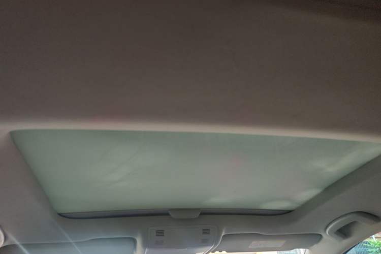 Used Volkswagen Golf 2017 1.6L Automatic Comfort Million-Vehicle Anniversary Edition Headliner