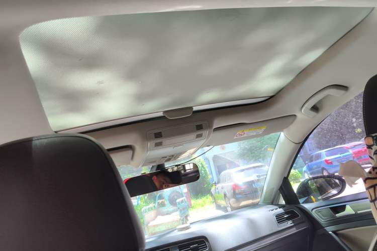 Used Volkswagen Golf 2017 230TSI Automatic Luxury Million-Vehicle Commemorative Edition Headliner