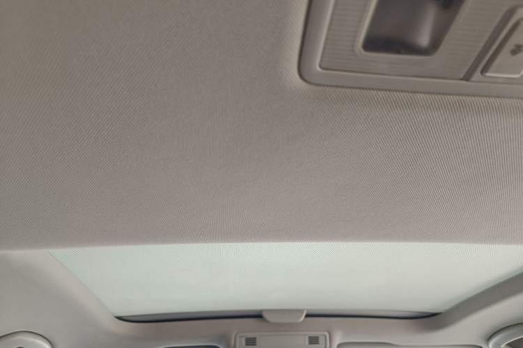 Used Volkswagen Golf 2017 1.6L Automatic Comfort Million-Vehicle Anniversary Edition Headliner
