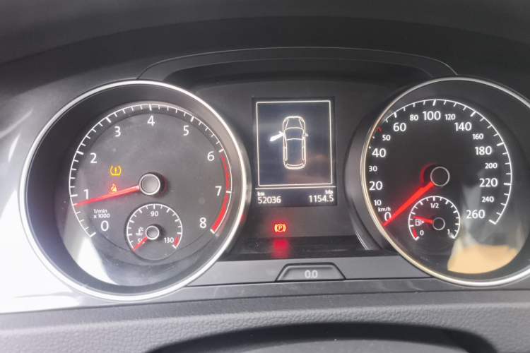 Used Volkswagen Golf 2017 230TSI Automatic Luxury Million-Vehicle Commemorative Edition Instrument Cluster