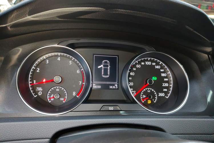 Used Volkswagen Golf 2017 230TSI Automatic Luxury Million-Vehicle Commemorative Edition Instrument Cluster