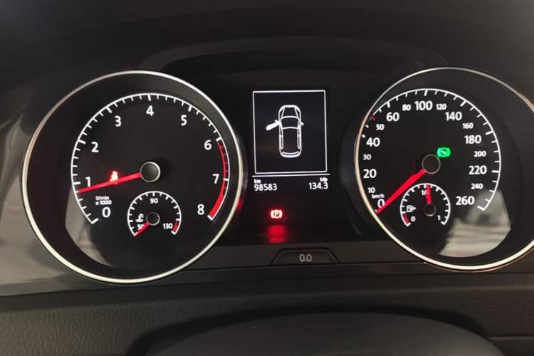 Used Volkswagen Golf 2017 230TSI Automatic Luxury Million-Vehicle Commemorative Edition Instrument Cluster