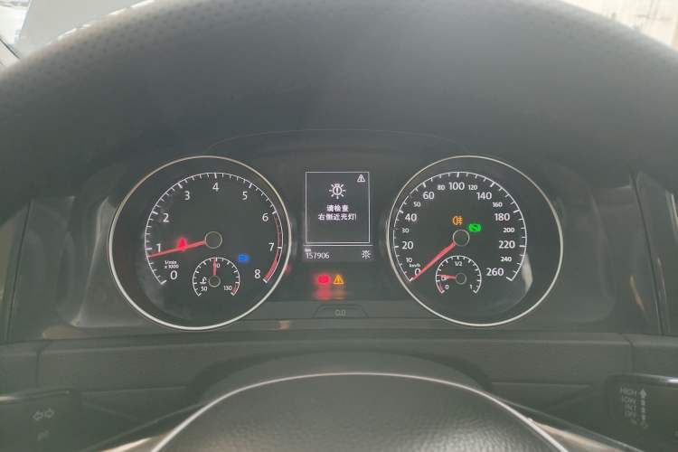 Used Volkswagen Golf 2017 230TSI Automatic Comfort Edition – Celebrating Milestone of One Million Units Instrument Cluster