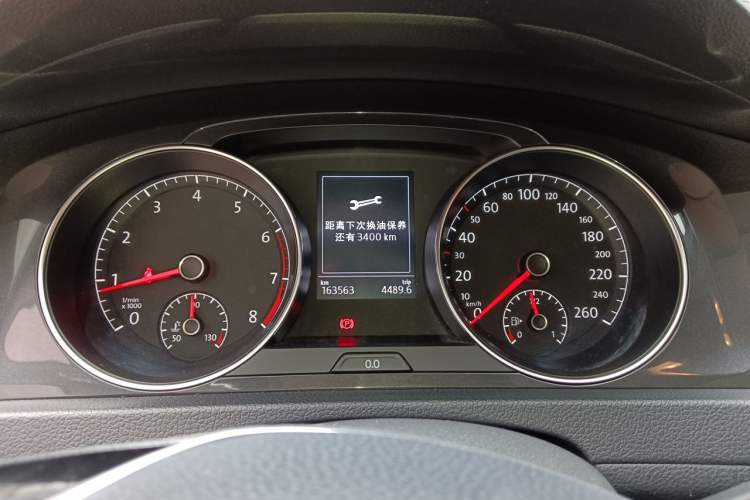 Used Volkswagen Golf 2017 230TSI Automatic Comfort Edition – Celebrating Milestone of One Million Units Instrument Cluster