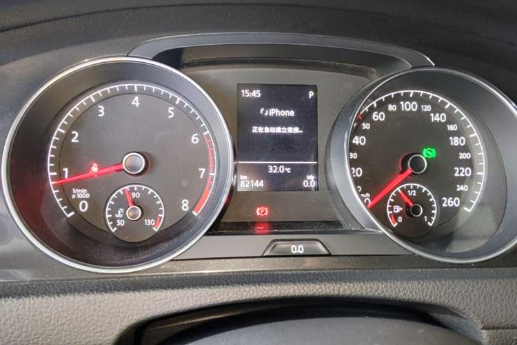 Used Volkswagen Golf 2017 1.6L Automatic Comfort Million-Vehicle Anniversary Edition Instrument Cluster