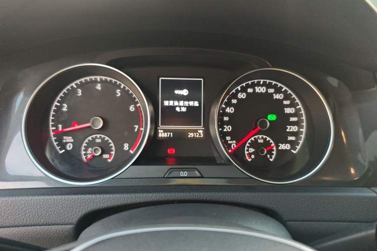 Used Volkswagen Golf 2017 1.6L Automatic Comfort Million-Vehicle Anniversary Edition Instrument Cluster