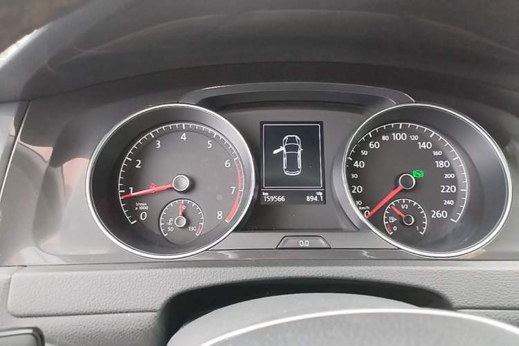 Used Volkswagen Golf 2017 230TSI Automatic Luxury Million-Vehicle Commemorative Edition Instrument Cluster