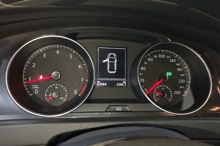 Used Volkswagen Golf 2017 230TSI Automatic Luxury Million-Vehicle Commemorative Edition Instrument Cluster