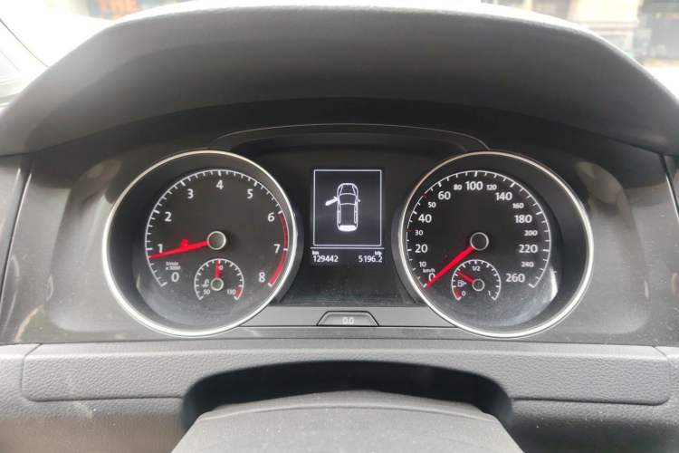 Used Volkswagen Golf 2017 230TSI Automatic Luxury Million-Vehicle Commemorative Edition Instrument Cluster
