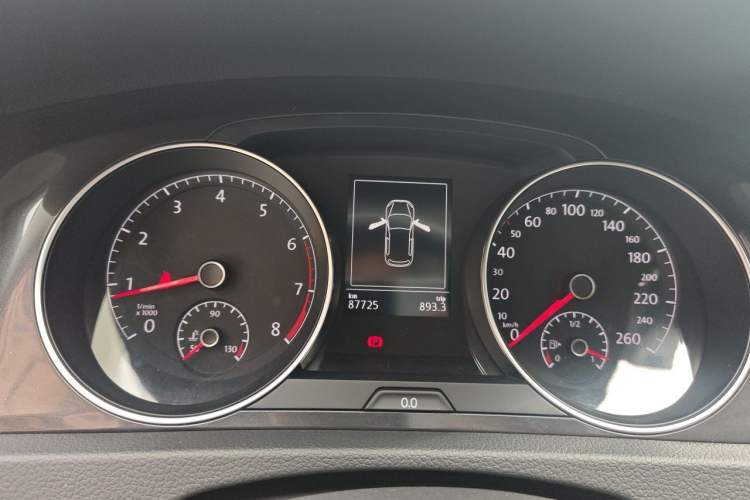 Used Volkswagen Golf 2017 230TSI Automatic Luxury Million-Vehicle Commemorative Edition Instrument Cluster