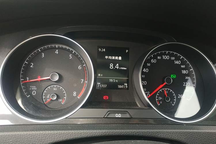 Used Volkswagen Golf 2017 1.6L Automatic Comfort Million-Vehicle Anniversary Edition Instrument Cluster