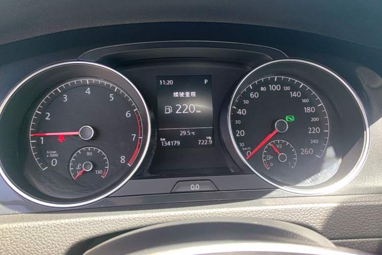 Used Volkswagen Golf 2017 230TSI Automatic Luxury Million-Vehicle Commemorative Edition Instrument Cluster