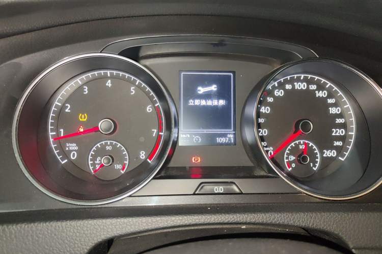 Used Volkswagen Golf 2017 230TSI Automatic Luxury Million-Vehicle Commemorative Edition Instrument Cluster