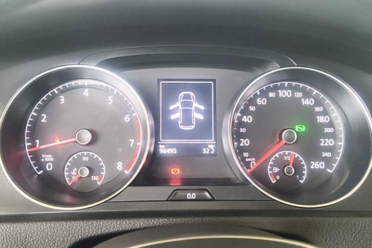 Used Volkswagen Golf 2017 230TSI Automatic Luxury Million-Vehicle Commemorative Edition Instrument Cluster
