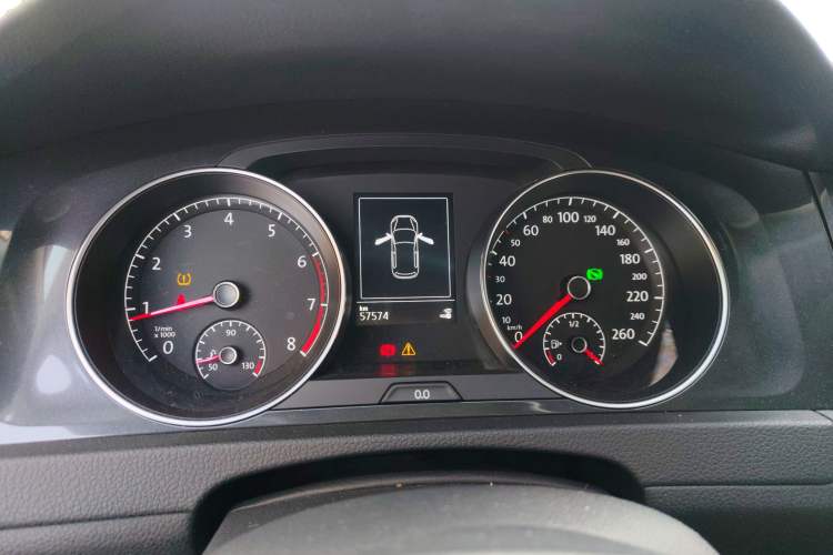 Used Volkswagen Golf 2017 230TSI Automatic Luxury Million-Vehicle Commemorative Edition Instrument Cluster