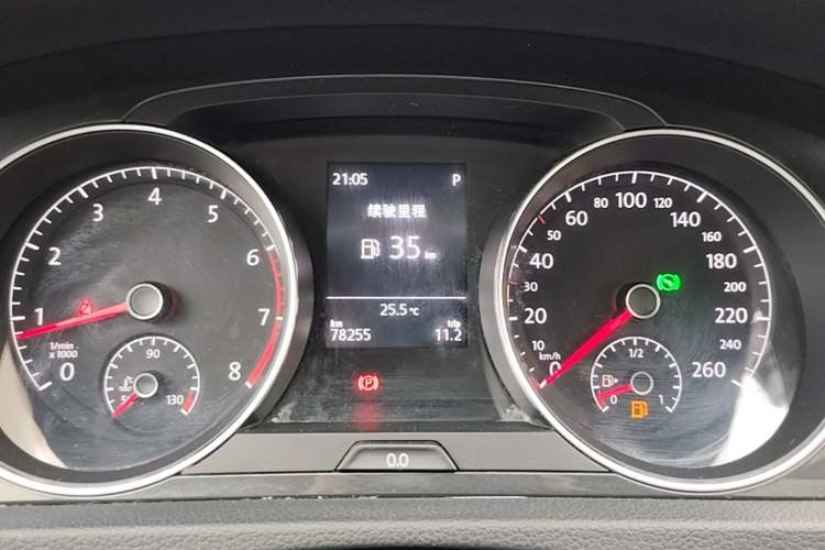 Used Volkswagen Golf 2017 1.6L Automatic Comfort Million-Vehicle Anniversary Edition Instrument Cluster