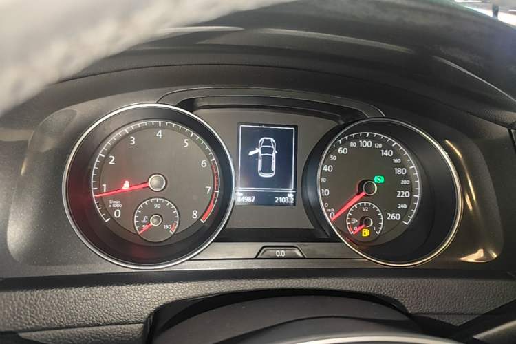 Used Volkswagen Golf 2017 230TSI Automatic Luxury Million-Vehicle Commemorative Edition Instrument Cluster