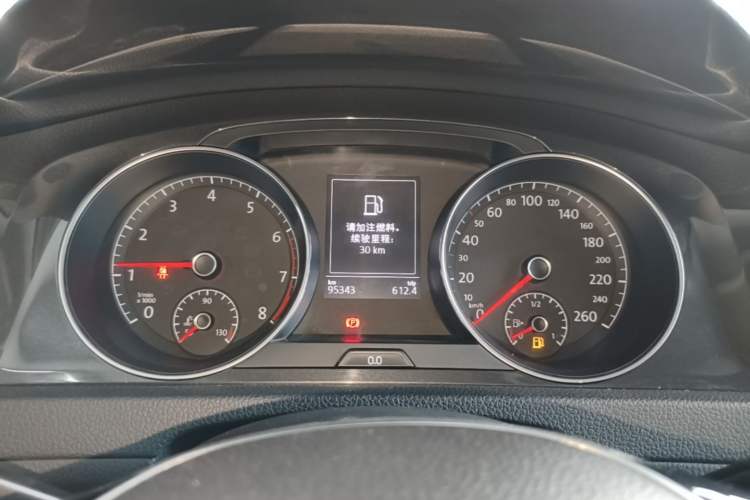 Used Volkswagen Golf 2017 230TSI Automatic Luxury Million-Vehicle Commemorative Edition Instrument Cluster