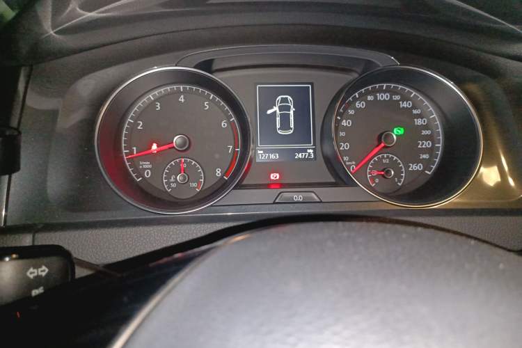 Used Volkswagen Golf 2017 230TSI Automatic Comfort Edition – Celebrating Milestone of One Million Units Instrument Cluster