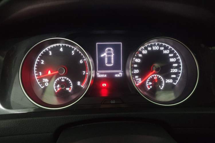 Used Volkswagen Golf 2017 230TSI Automatic Luxury Million-Vehicle Commemorative Edition Instrument Cluster