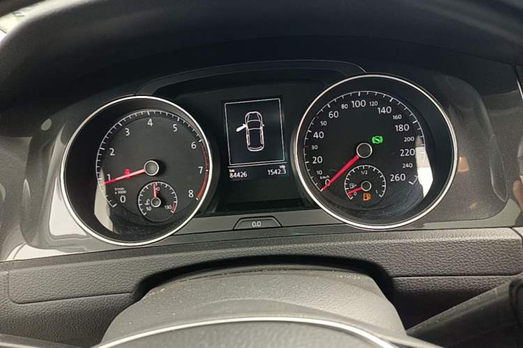 Used Volkswagen Golf 2017 230TSI Automatic Luxury Million-Vehicle Commemorative Edition Instrument Cluster