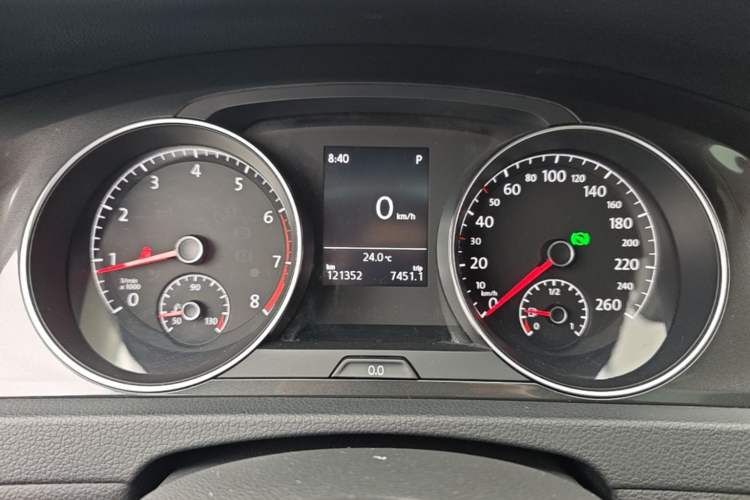Used Volkswagen Golf 2017 230TSI Automatic Luxury Million-Vehicle Commemorative Edition Instrument Cluster