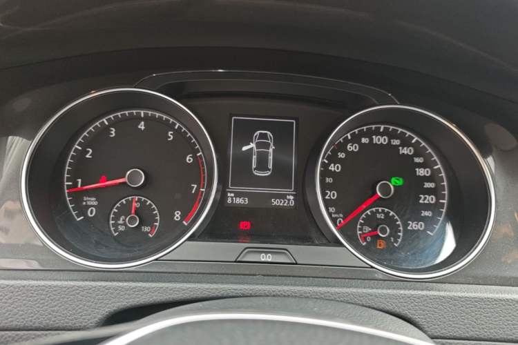 Used Volkswagen Golf 2017 1.6L Automatic Comfort Million-Vehicle Anniversary Edition Instrument Cluster