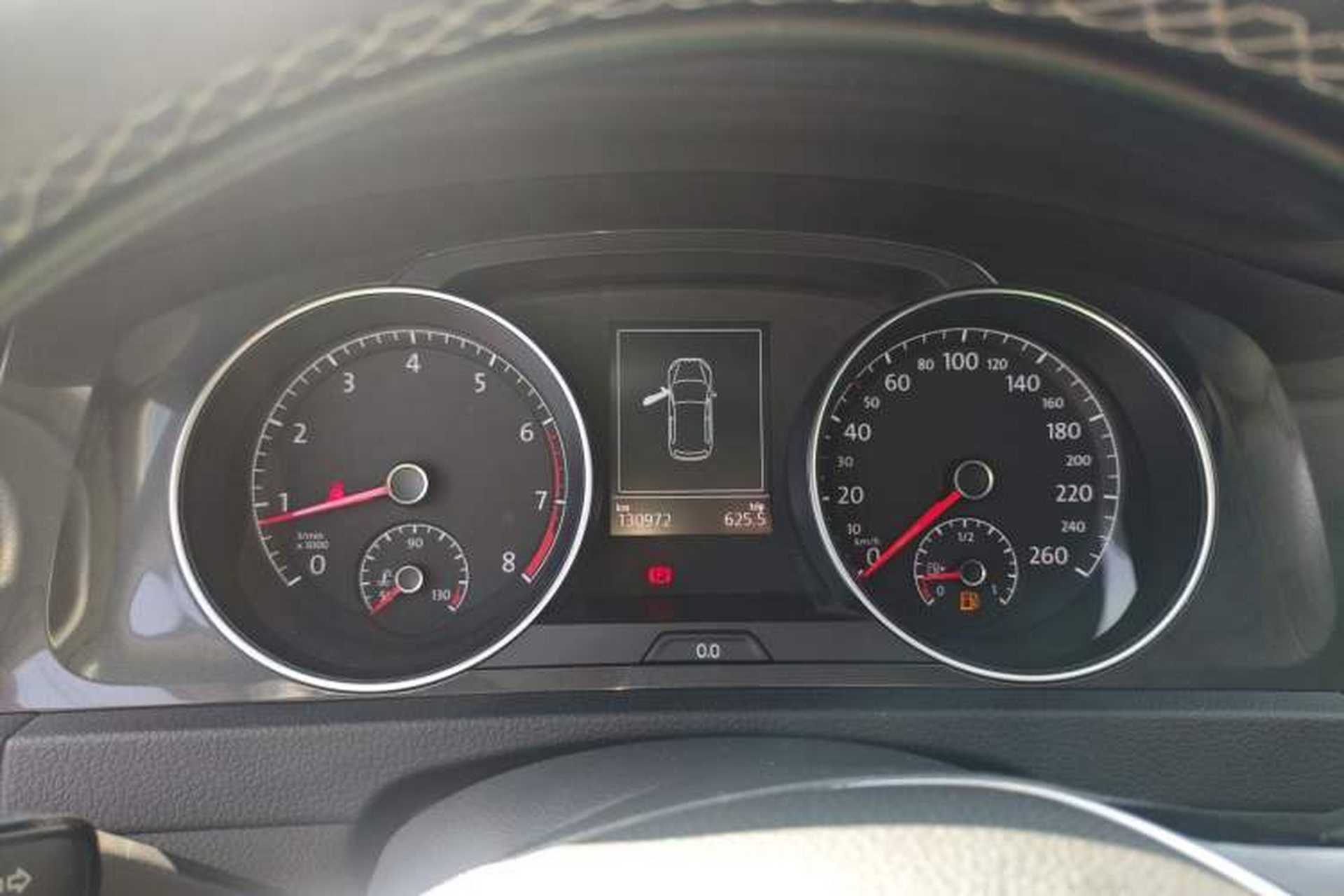 Used Volkswagen Golf 2017 230TSI Manual Comfort Edition – Celebrating Milestone of One Million Units Instrument Cluster