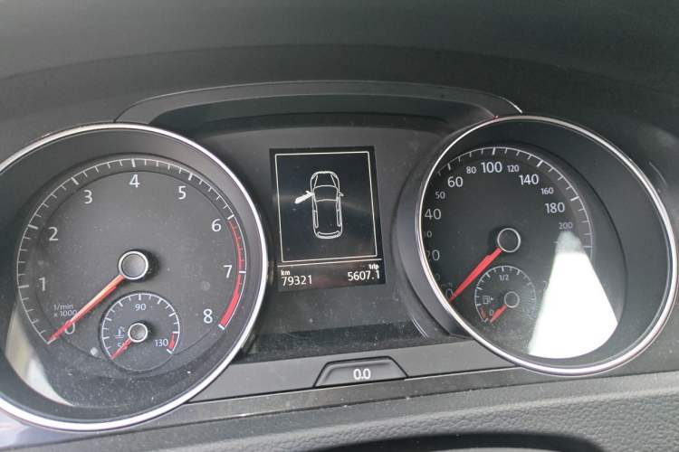 Used Volkswagen Golf 2017 230TSI Automatic Comfort Edition – Celebrating Milestone of One Million Units Instrument Cluster
