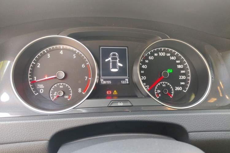 Used Volkswagen Golf 2017 230TSI Automatic Luxury Million-Vehicle Commemorative Edition Instrument Cluster