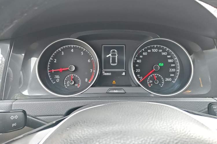Used Volkswagen Golf 2017 230TSI Automatic Luxury Million-Vehicle Commemorative Edition Instrument Cluster