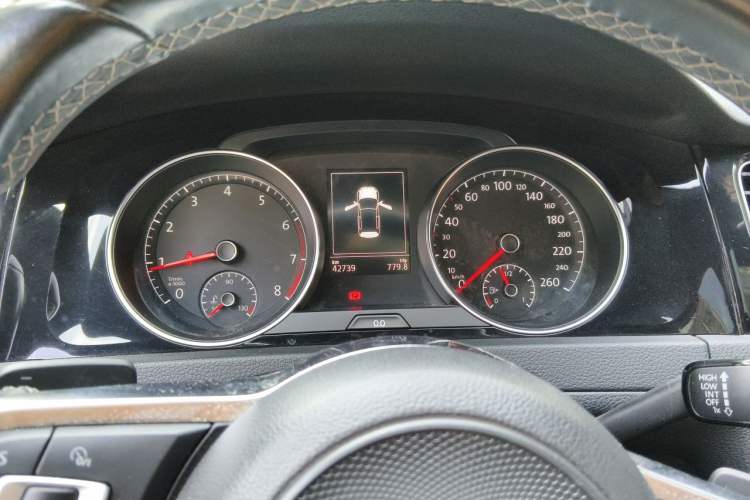 Used Volkswagen Golf 2017 280TSI Automatic R-Line Million-Vehicle Commemorative Edition Instrument Cluster