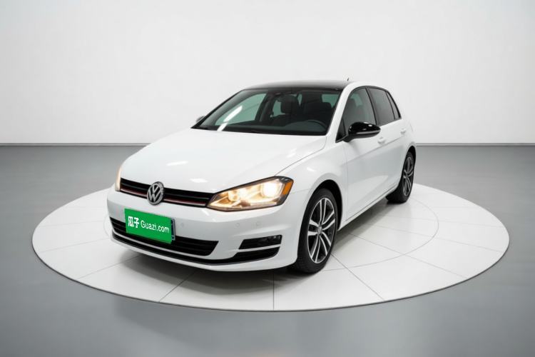 Used Volkswagen Golf 2017 230TSI Automatic Comfort Edition – Celebrating Milestone of One Million Units Guazi used car, China used car export, Used car for sale, Used  cars, Cheapest cars for sale