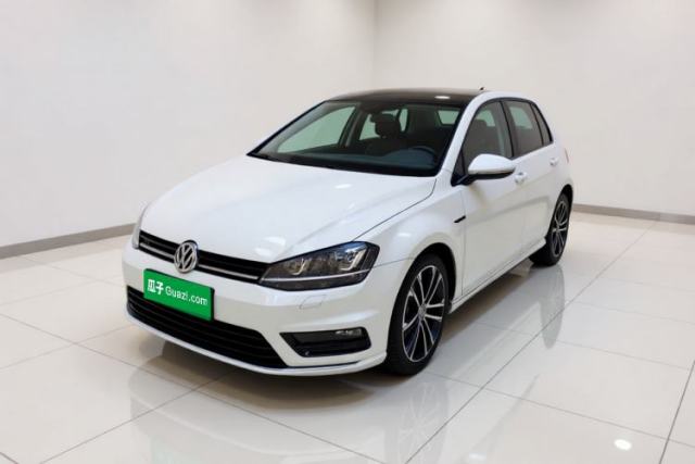 Używany Volkswagen Golf 2017 280TSI Automatic R-Line Million-Vehicle Commemorative Edition
