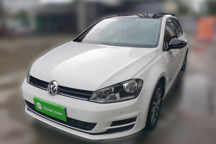 Used Volkswagen Golf 2017 230TSI Automatic Luxury Million-Vehicle Commemorative Edition Guazi used car, China used car export, Used car for sale, Used  cars, Cheapest cars for sale