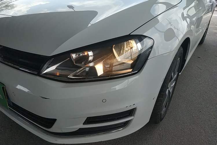 Used Volkswagen Golf 2017 230TSI Automatic Luxury Million-Vehicle Commemorative Edition Left Front Headlight