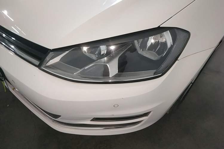 Used Volkswagen Golf 2017 1.6L Automatic Comfort Million-Vehicle Anniversary Edition Left Front Headlight