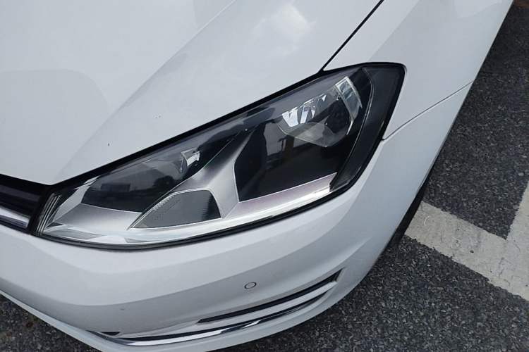 Used Volkswagen Golf 2017 230TSI Automatic Luxury Million-Vehicle Commemorative Edition Left Front Headlight
