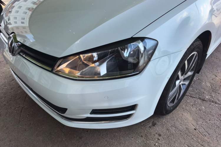 Used Volkswagen Golf 2017 230TSI Automatic Luxury Million-Vehicle Commemorative Edition Left Front Headlight