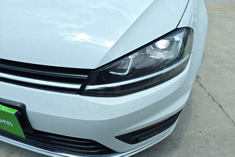Used Volkswagen Golf 2017 280TSI Automatic R-Line Million-Vehicle Commemorative Edition Left Front Headlight