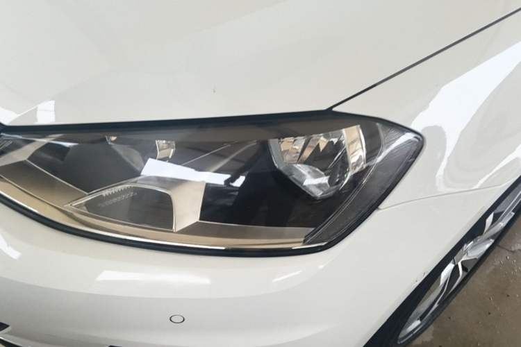 Used Volkswagen Golf 2017 230TSI Automatic Luxury Million-Vehicle Commemorative Edition Left Front Headlight