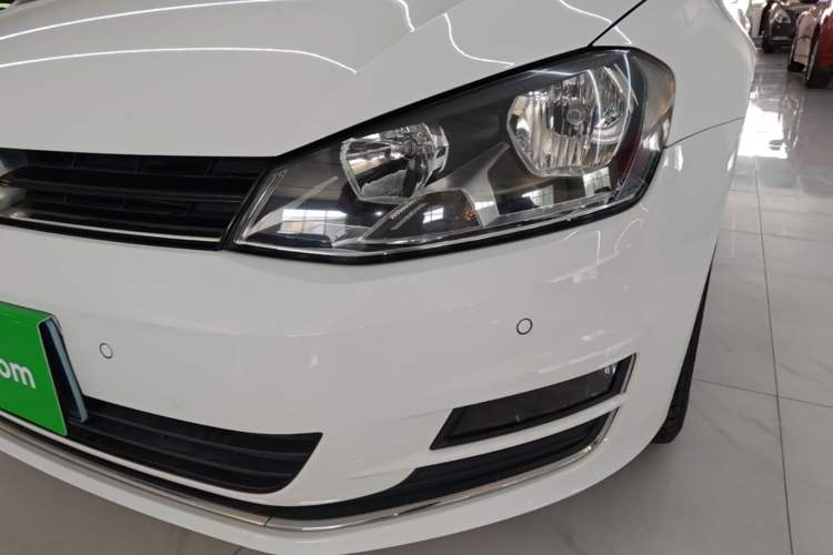 Used Volkswagen Golf 2017 1.6L Automatic Comfort Million-Vehicle Anniversary Edition Left Front Headlight