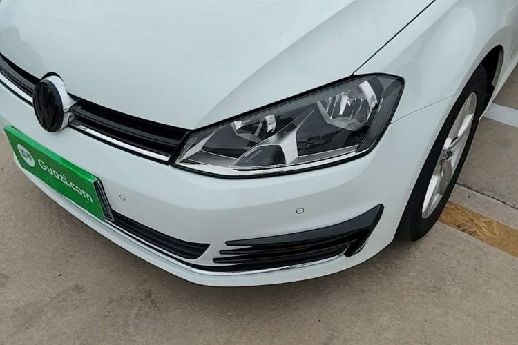 Used Volkswagen Golf 2017 1.6L Automatic Comfort Million-Vehicle Anniversary Edition Left Front Headlight
