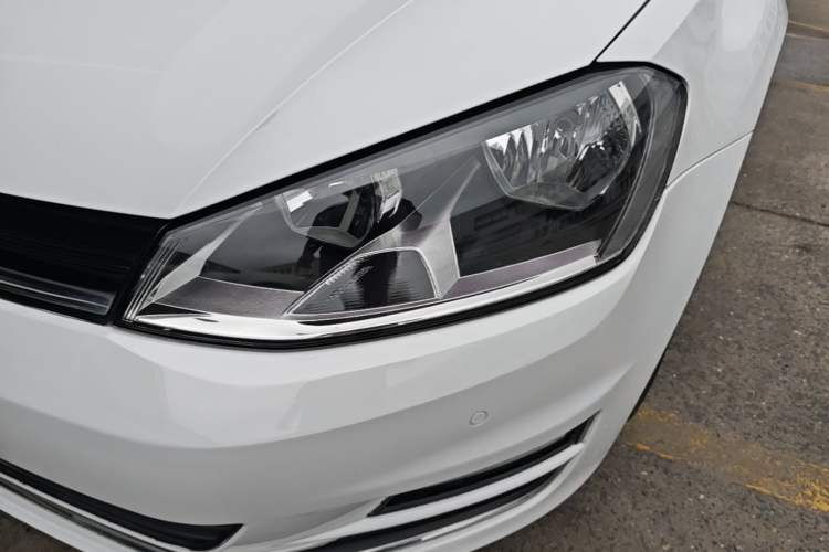 Used Volkswagen Golf 2017 230TSI Automatic Luxury Million-Vehicle Commemorative Edition Left Front Headlight