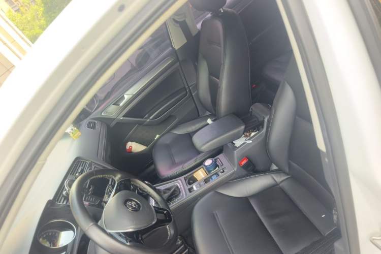 Used Volkswagen Golf 2017 230TSI Automatic Comfort Edition – Celebrating Milestone of One Million Units Left Front Seat