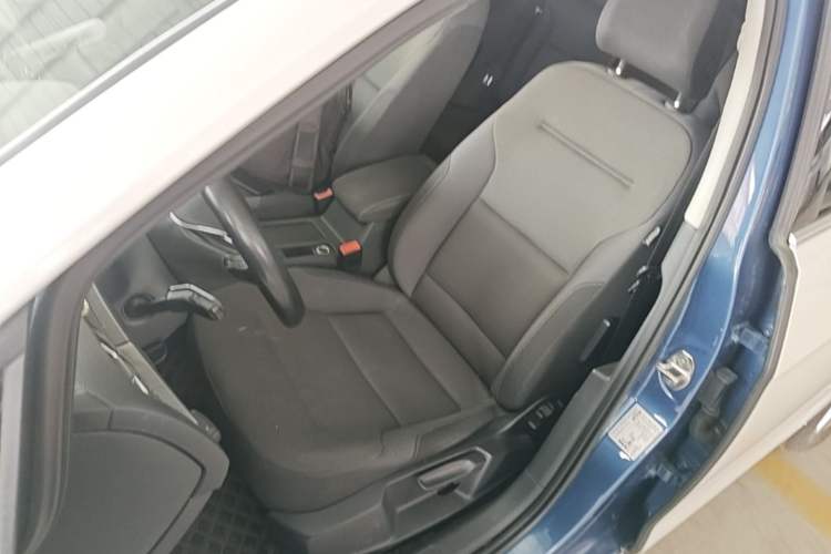 Used Volkswagen Golf 2017 230TSI Automatic Comfort Edition – Celebrating Milestone of One Million Units Left Front Seat