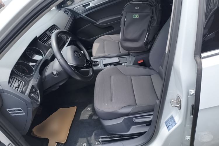 Used Volkswagen Golf 2017 230TSI Automatic Comfort Edition – Celebrating Milestone of One Million Units Left Front Seat