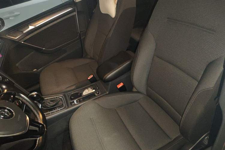Used Volkswagen Golf 2017 230TSI Automatic Comfort Edition – Celebrating Milestone of One Million Units Left Front Seat